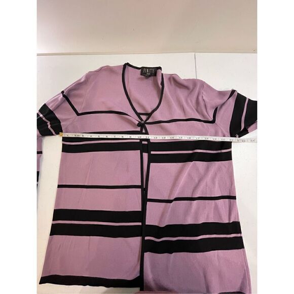 Finity Women’s 1X purple black cardigan 1 button - Picture 3 of 6